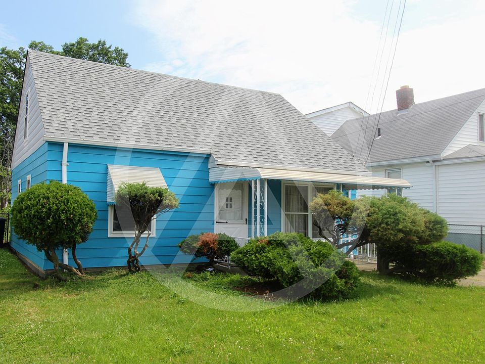 1st image of 12504 Carrington Ave