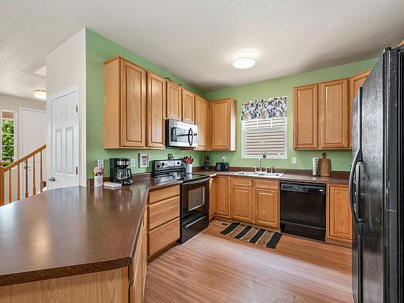 4th image of 2144 Clipper Way