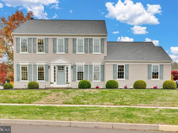 512 Lamplighter Way, Lansdale, PA 19446