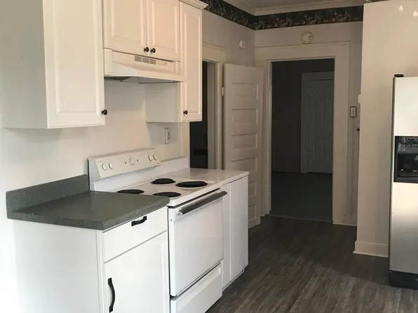 320 Oliver St, West Columbia, SC 29169