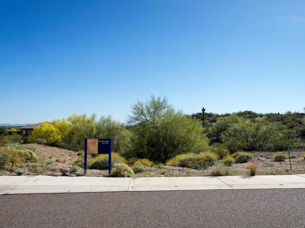 8703 W Questa Dr, Peoria, AZ 85383