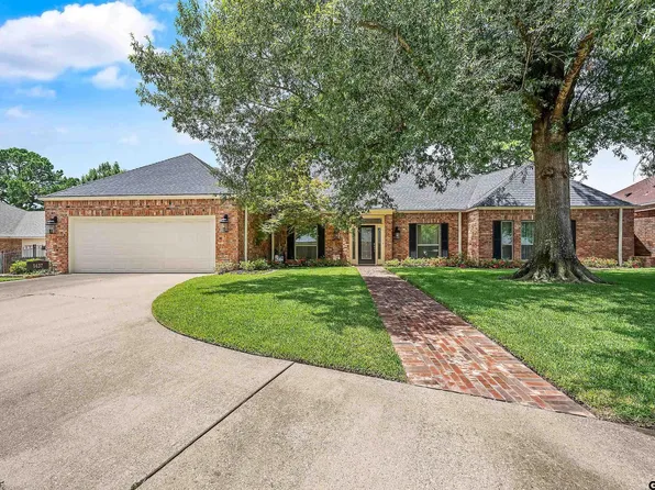 1437 Hollytree Pl, Tyler, TX 75703