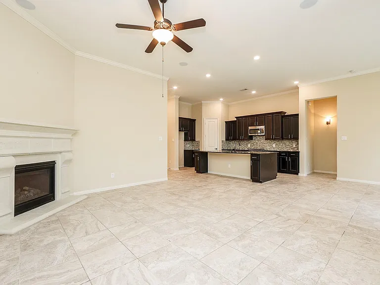 21911 Avalon Queen Dr — Photo 25