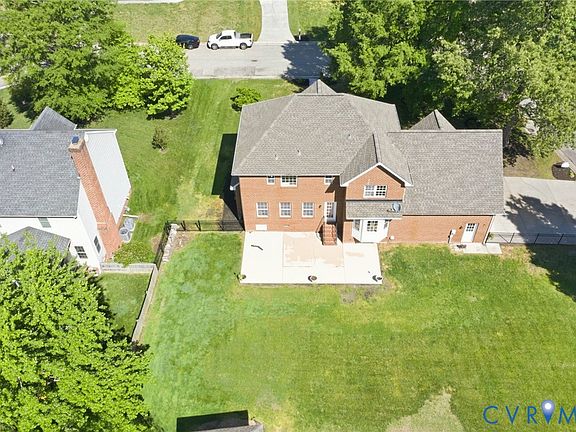 4th image of 200 Clements Ct