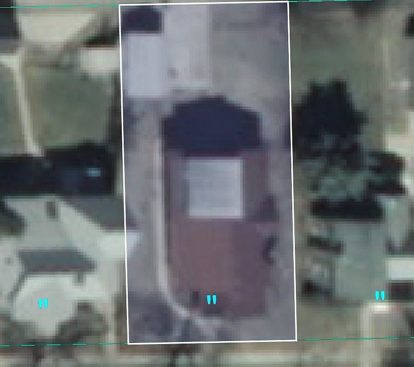 2nd image of 522 East Ctr