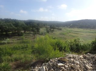 16-17 Plum Cove Rd #16-17, Pipe Creek, TX 78063