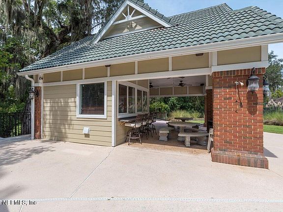 4th image of 1161 DOVER Drive