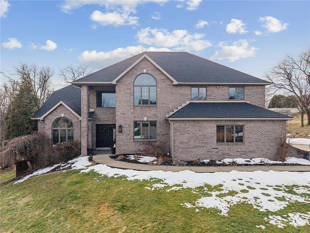 3124 Algonquin Trl photo 1