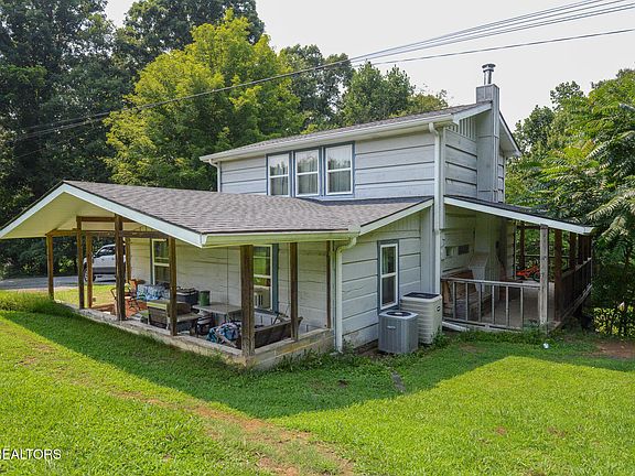 3rd image of 815 Hartsell Rd