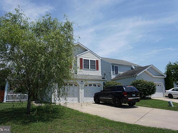 2nd image of 45566 Boyne Ct