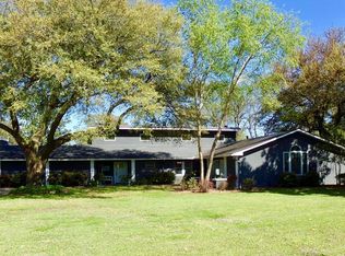 1138 Cloverdale Dr, Greenville, MS 38701