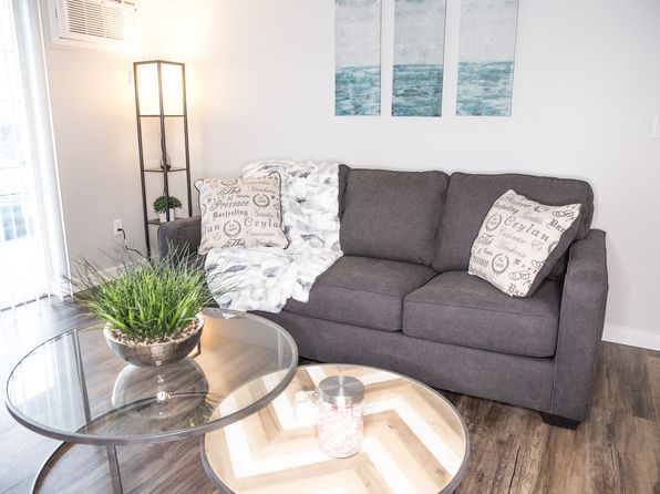 7024 N Colton St #G306