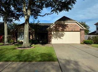 3909 Ashwood Dr, Pearland, TX 77584