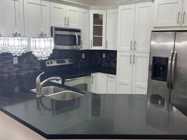 540 Saint Michelle Way, Pompano Beach, FL 33068