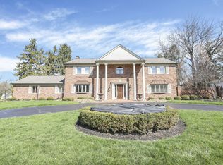 2626 Chartwell Rd, Columbus, OH 43220