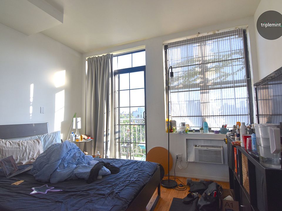 1st image of 114 N 7th St #4A