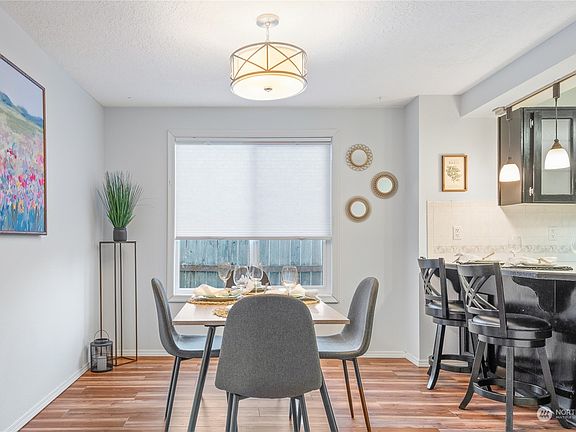 5th image of 162 Alturas Drive