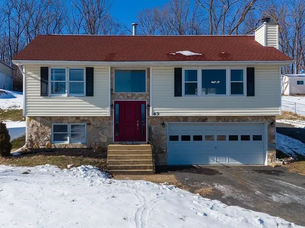 43 Orchard Rd, Staunton, VA 24401