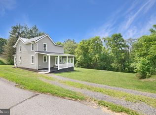 101 Cherry St, Port Matilda, PA 16870