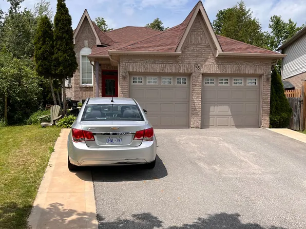 173 Wessenger Dr, Barrie, ON L4N 8N9