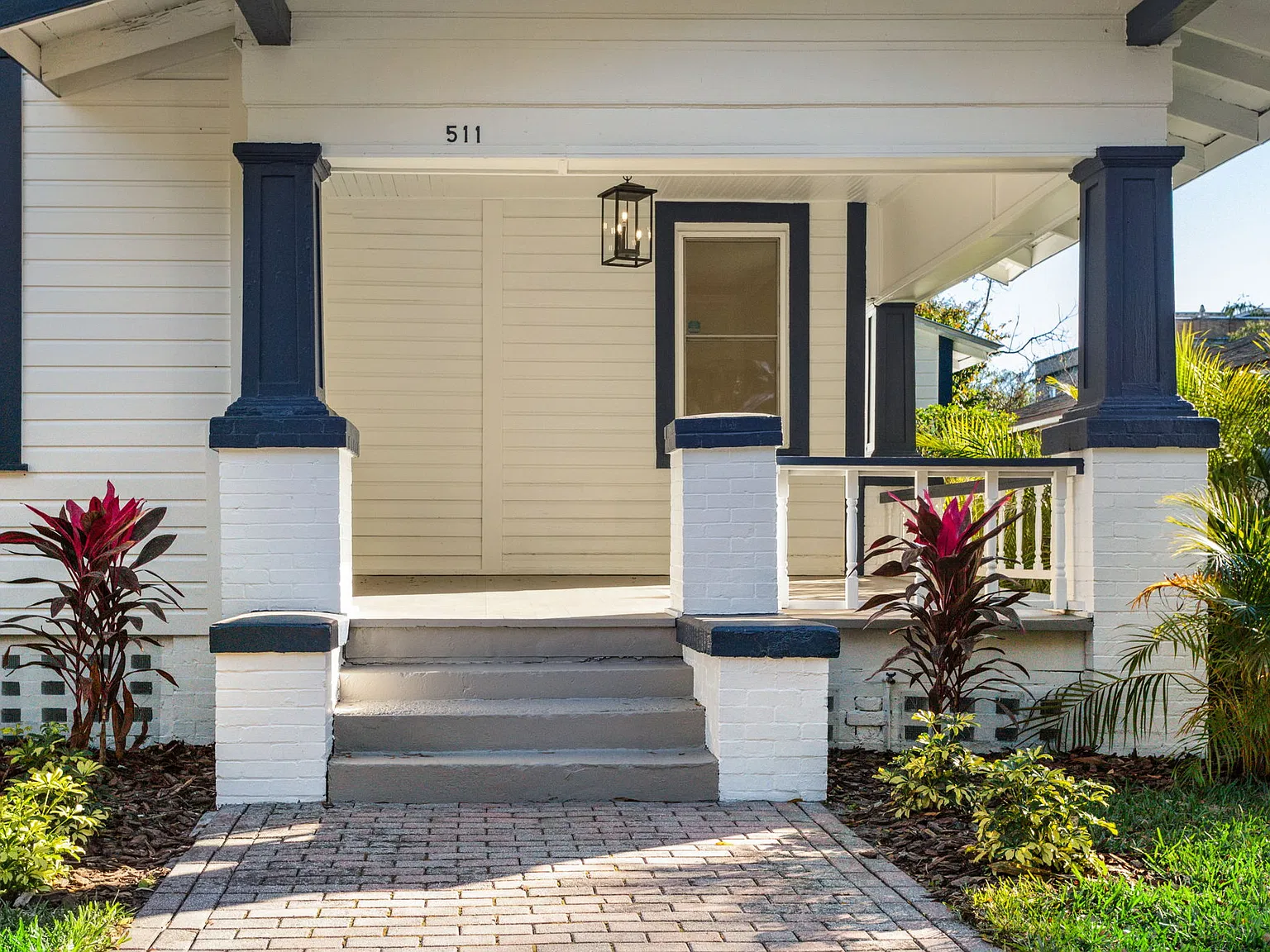 3 bed, 1313 sqft, $3,395 — Photo 4