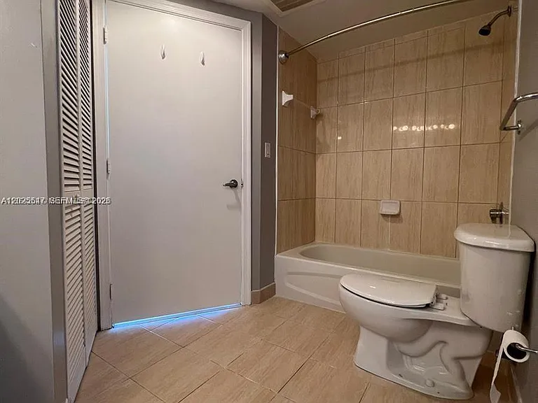 1750 N Bayshore Dr #4502 — Photo 14