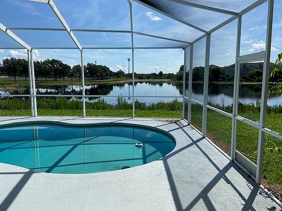 4th image of 9334 Huntington Park Way
