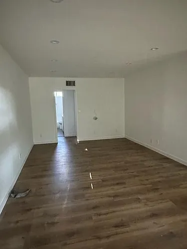 12001 Burbank Blvd #4 Photo 1