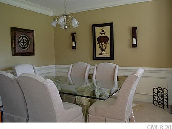 4th image of 2841 Island Point Dr