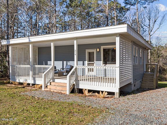 2nd image of 314 Pond View Court