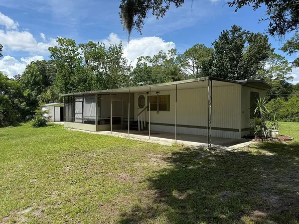 100 Soto St, Interlachen, FL 32148