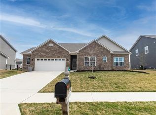 5631 Stone Grove Ct, McCordsville, IN 46055
