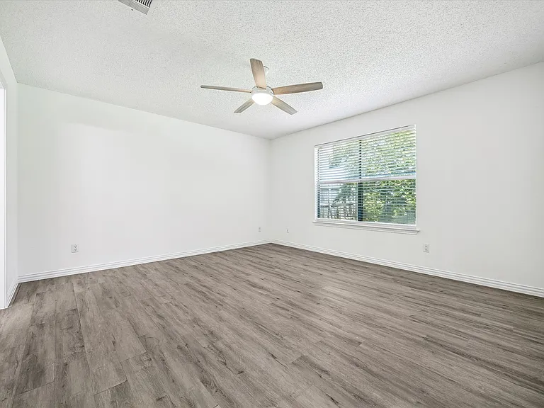 3204 Blazing Star Trl — Photo 8