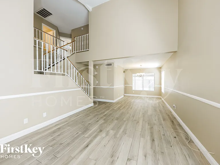 3622 W Cielo Grande — Photo 2