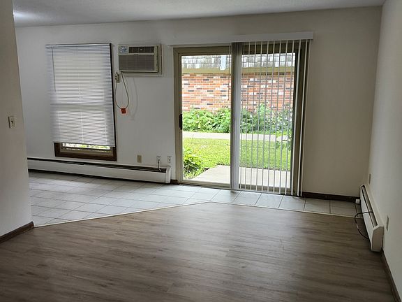 5th image of 903 11th Ave S APT 4-1