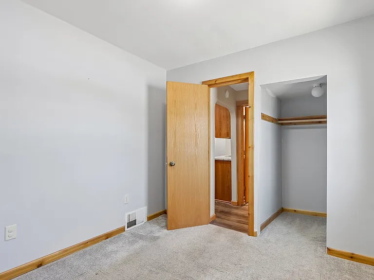 2027 N Main St #1A — Photo 15