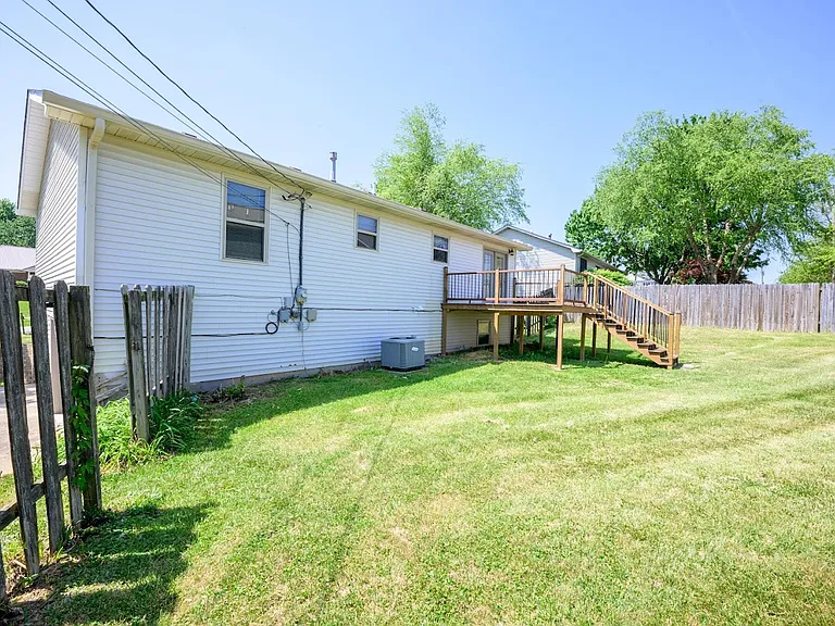 413 Ridgecrest Rd — Photo 17