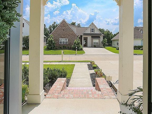 2nd image of 6523 White Oleander Cir W