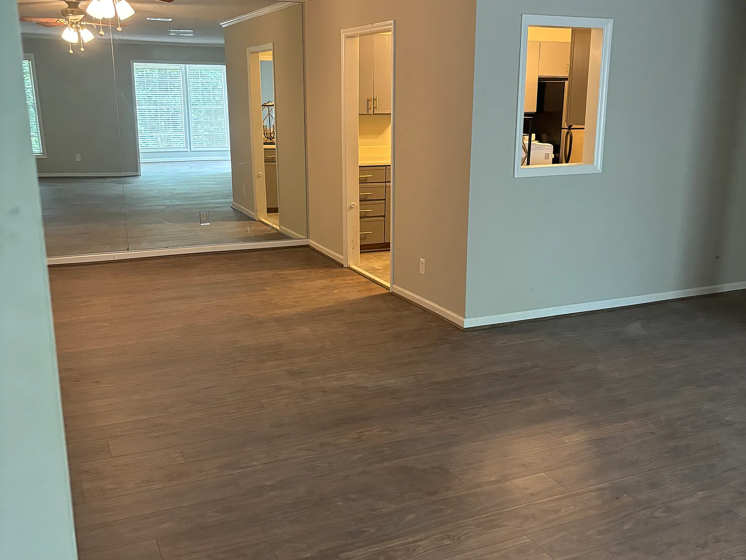 2 bed, 1278 sqft, $1,395 — Photo 2