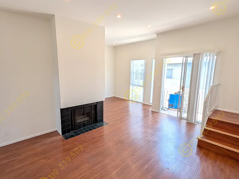 2481 Corinth Ave — Photo 4