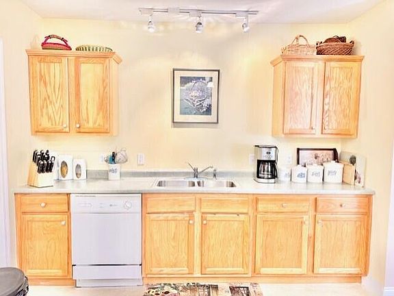 5th image of 73 Kavanaugh Road #73