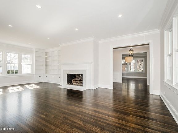 4th image of 111 Linden Ave