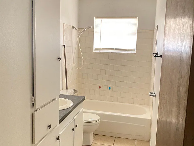285 Nottingham Trl — Photo 10