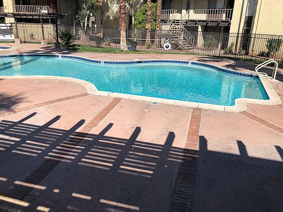3rd image of 1405 Vegas Valley Dr APT 358