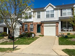 476 Summit Tree Ct, Fenton, MO 63026