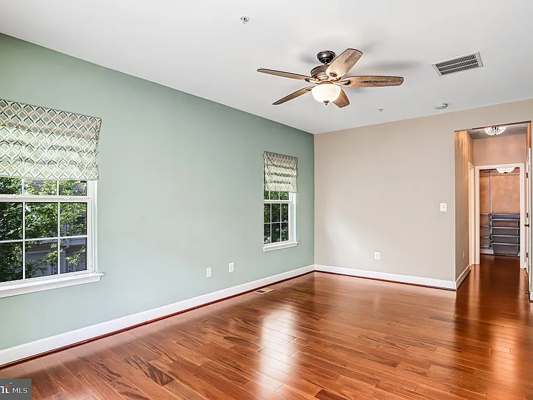 13526 Waterford Hills Blvd #13526 — Photo 26