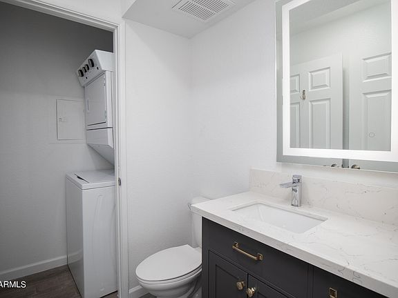 4th image of 4318 N 13th Pl #110
