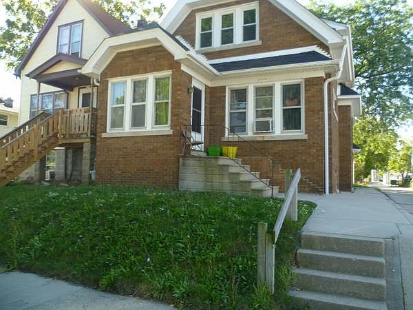 1st image of 3621A E Edgerton Ave