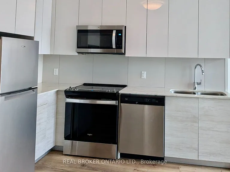 60 Frederick St #703 — Photo 2