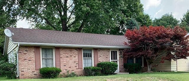 1st image of 2309 Eastroad